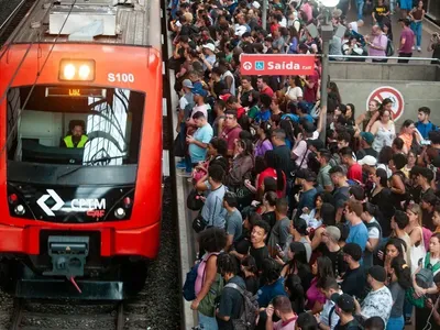 Aumento na tarifa do transporte público em SP passa a valer nesta terça (6)