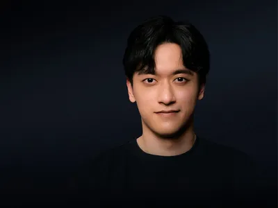 Cadillac anuncia Guanyu Zhou como piloto reserva para temporada de 2026