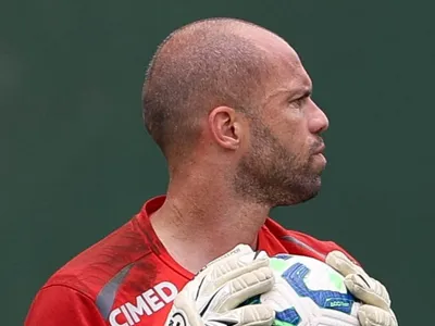Palmeiras enfrenta Chape com 11 desfalques; veja como ficou a escalação