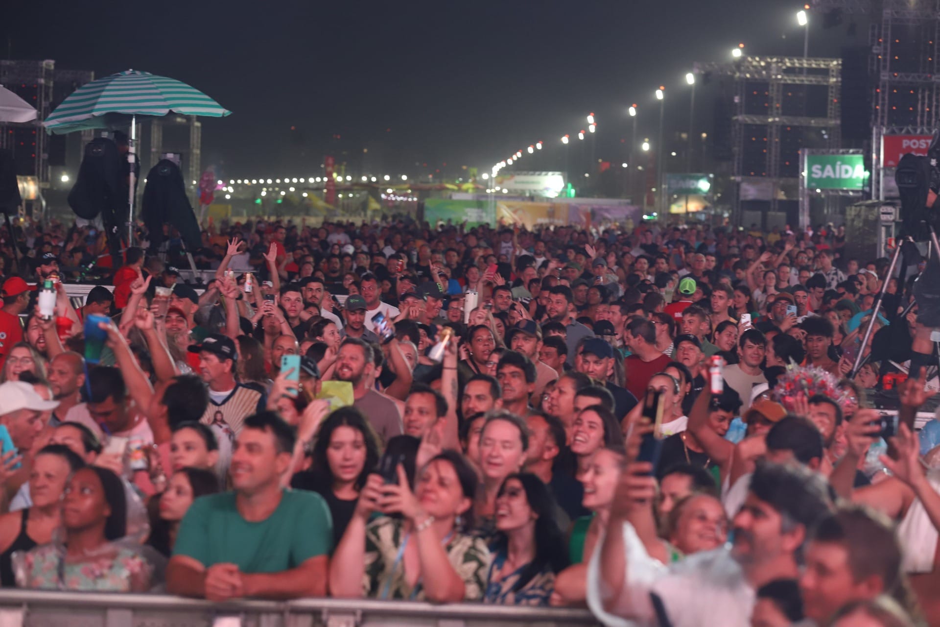 Shows do Verão Maior Paraná começam nesta sexta no Litoral