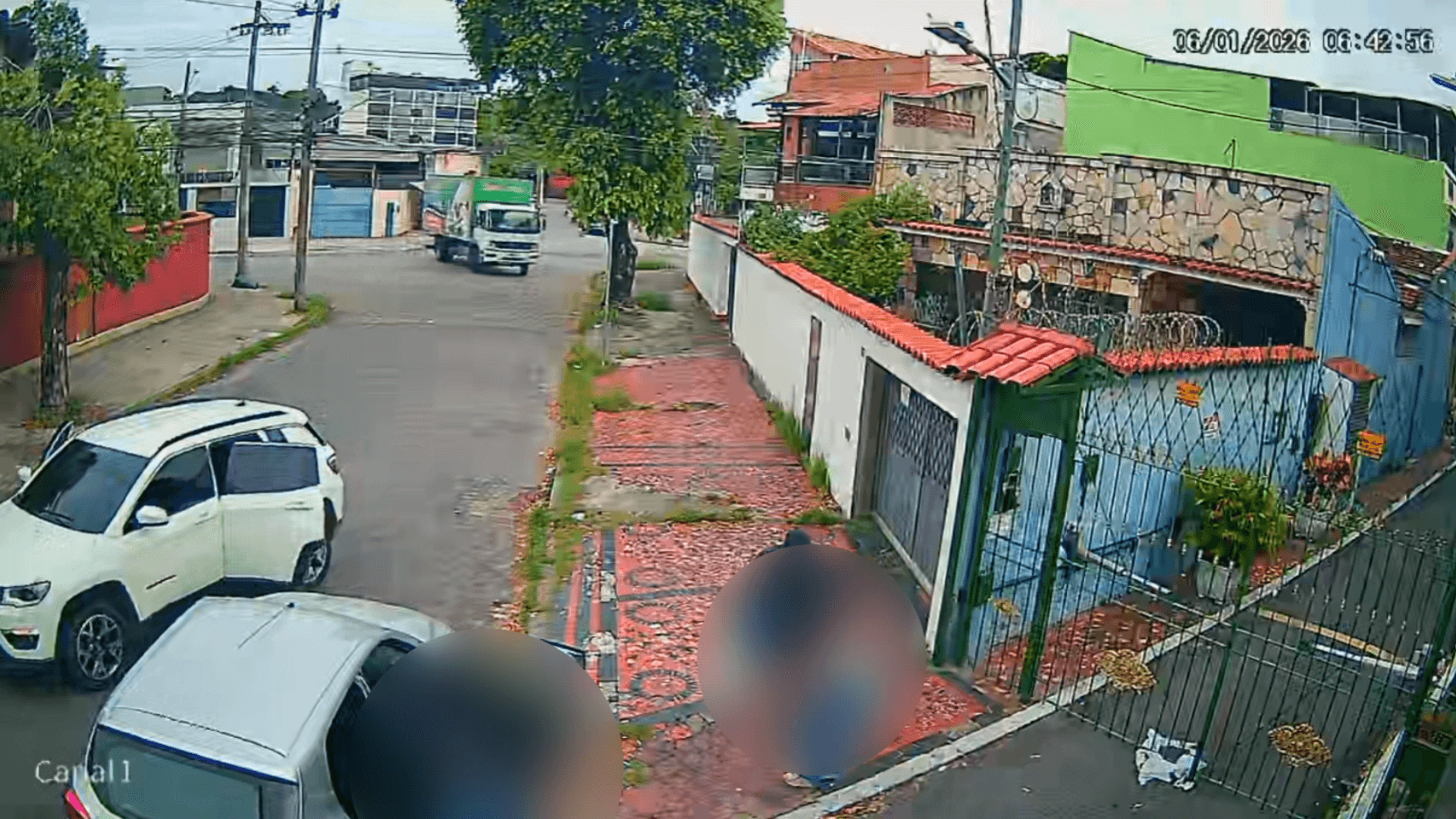 Moradores de Olaria relatam aumento da violência após sequestro na região
