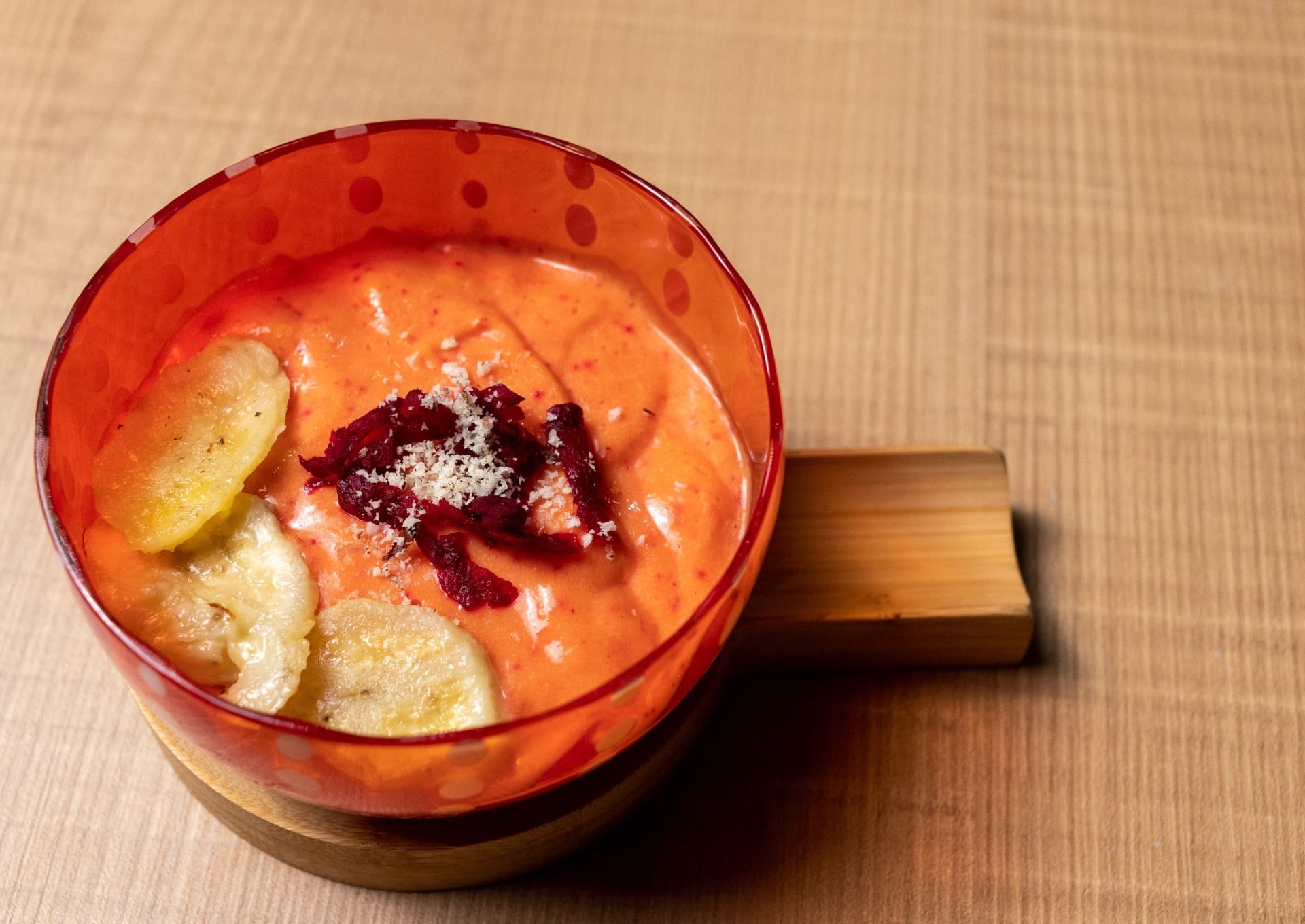 Creme de manga com banana e castanhas | Band Receitas