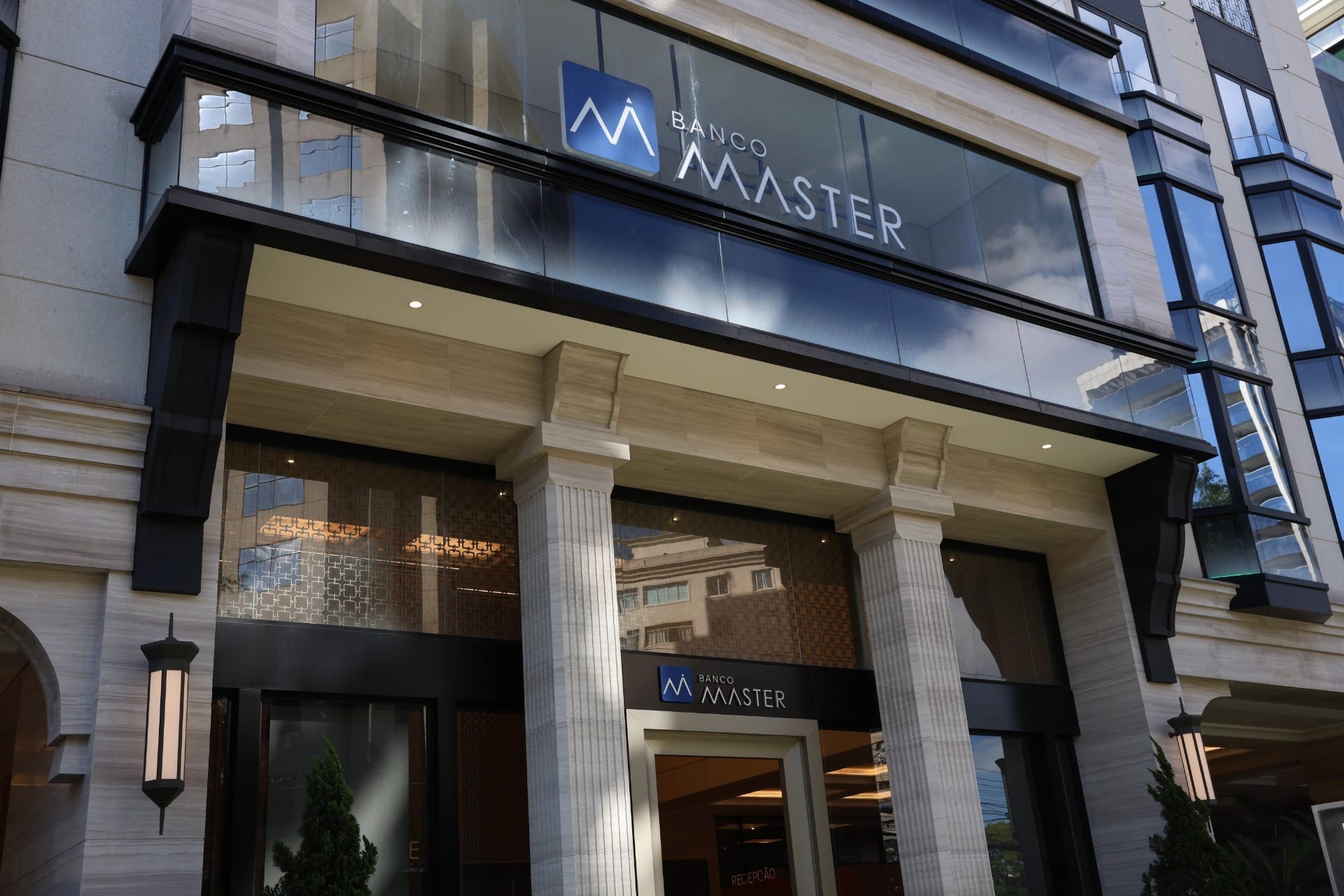 Banco Master: influenciadores teriam recebido propostas para criticar o BC