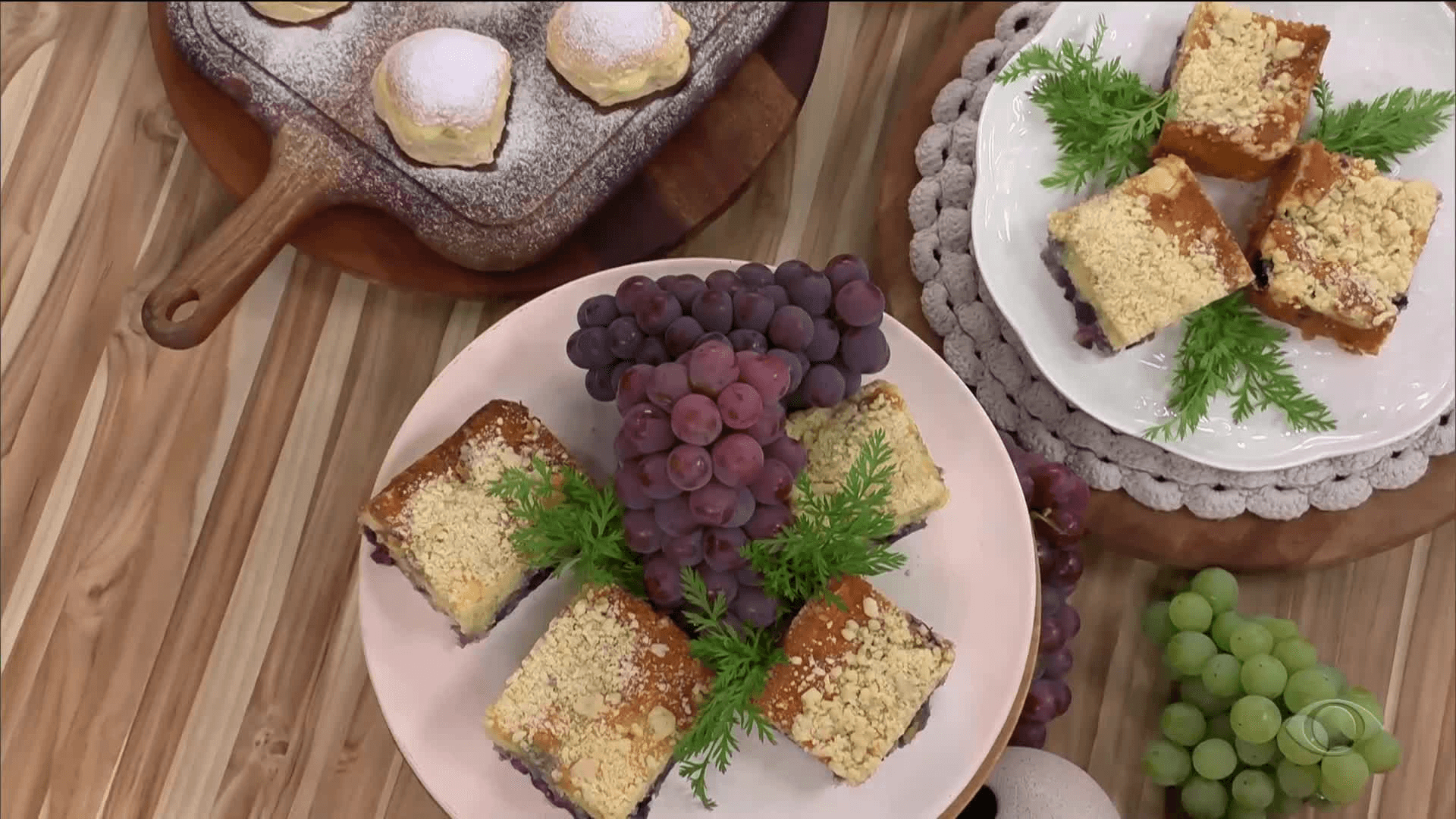 Cuca de uva amanteigada da chef Andreia Gazoli | Band Receitas