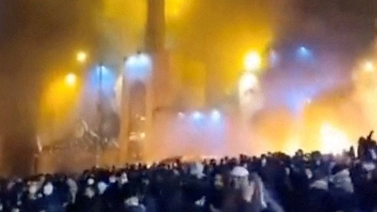 Protestos no Irã deixam ao menos 72 mortos e mais de 2 mil presos