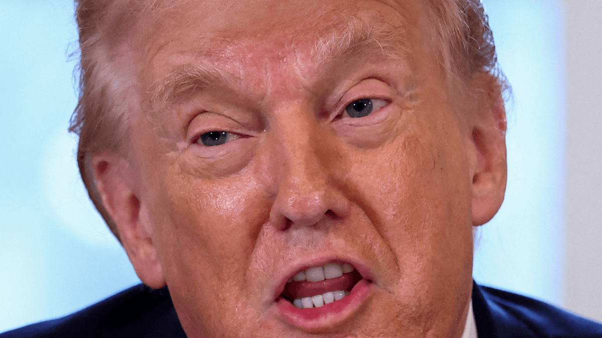 Trump critica escolha de novo líder supremo do Irã: "Não estou feliz"