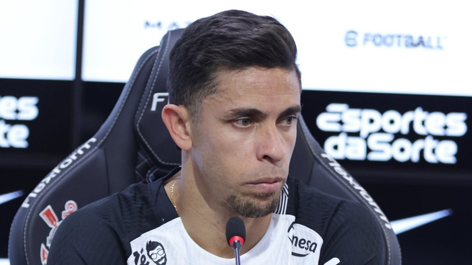 Gabriel Paulista revela ansiedade por estreia no Corinthians