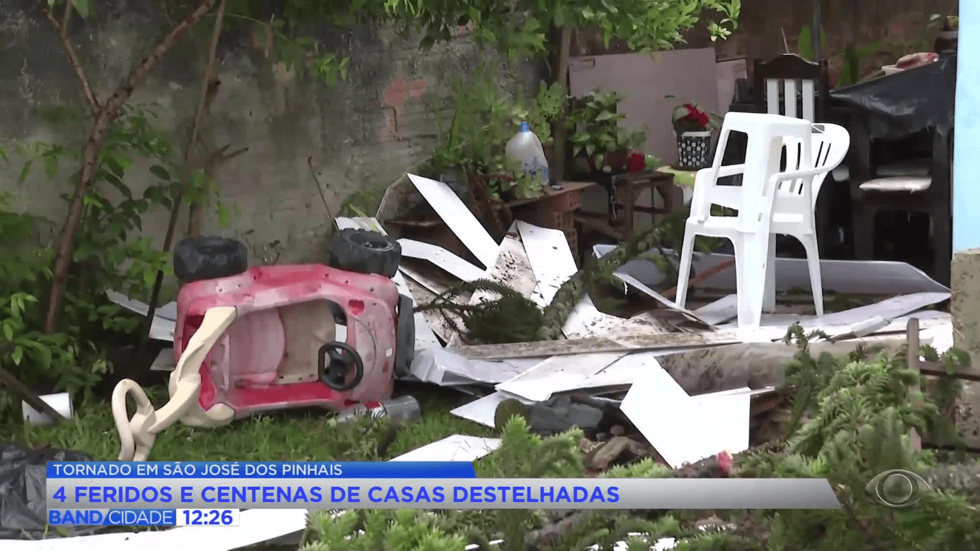 Veja as imagens do tornado que passou por São José Dos Pinhais