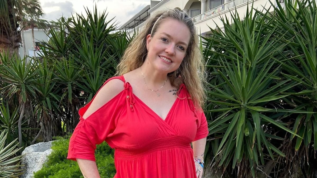 Colleen Hoover, autora de “É Assim Que Acaba”, revela diagnóstico de câncer