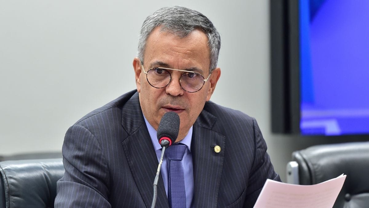 Quem é Félix Mendonça, deputado alvo de operação contra desvio de emendas