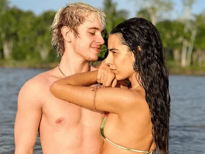 Marina Sena celebra 3º lugar de Juliano Floss: 'Vem pros meus braços'