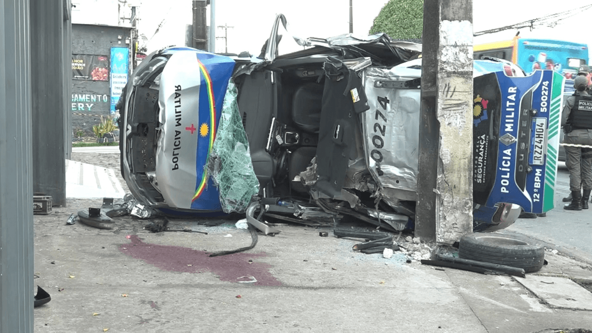 Policial militar morre em acidente durante ocorrência no Recife (PE)