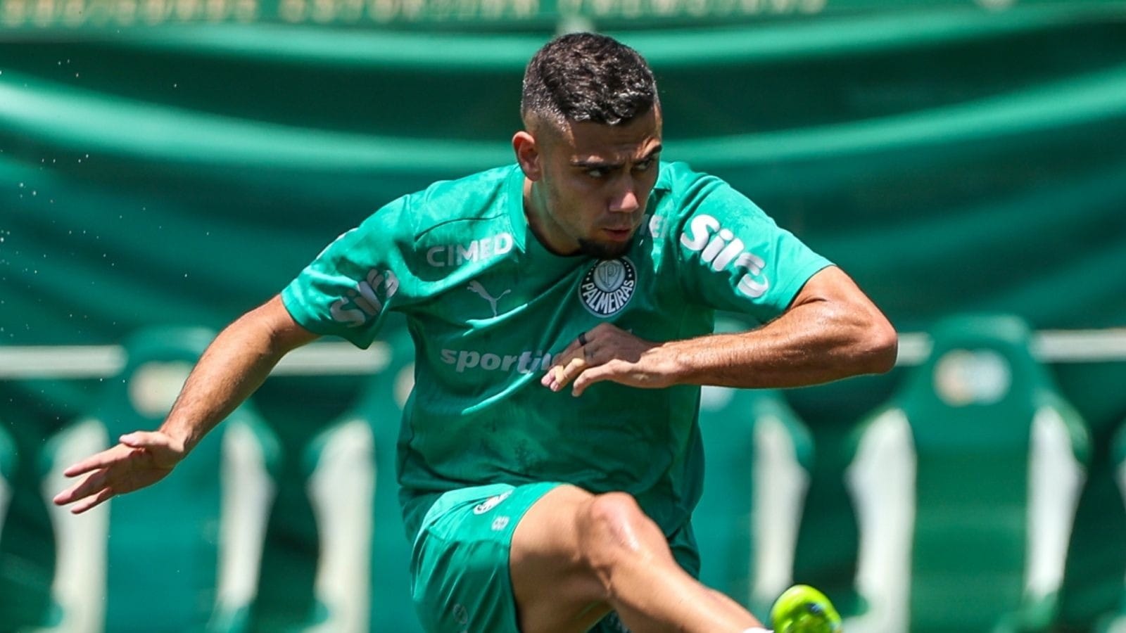 Andreas Pereira tem lesão confirmada e desfalca o Palmeiras por até um mês