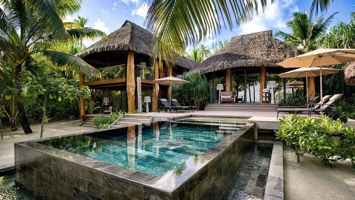 Hotéis mais paradisíacos do mundo transformam paisagens em experiência