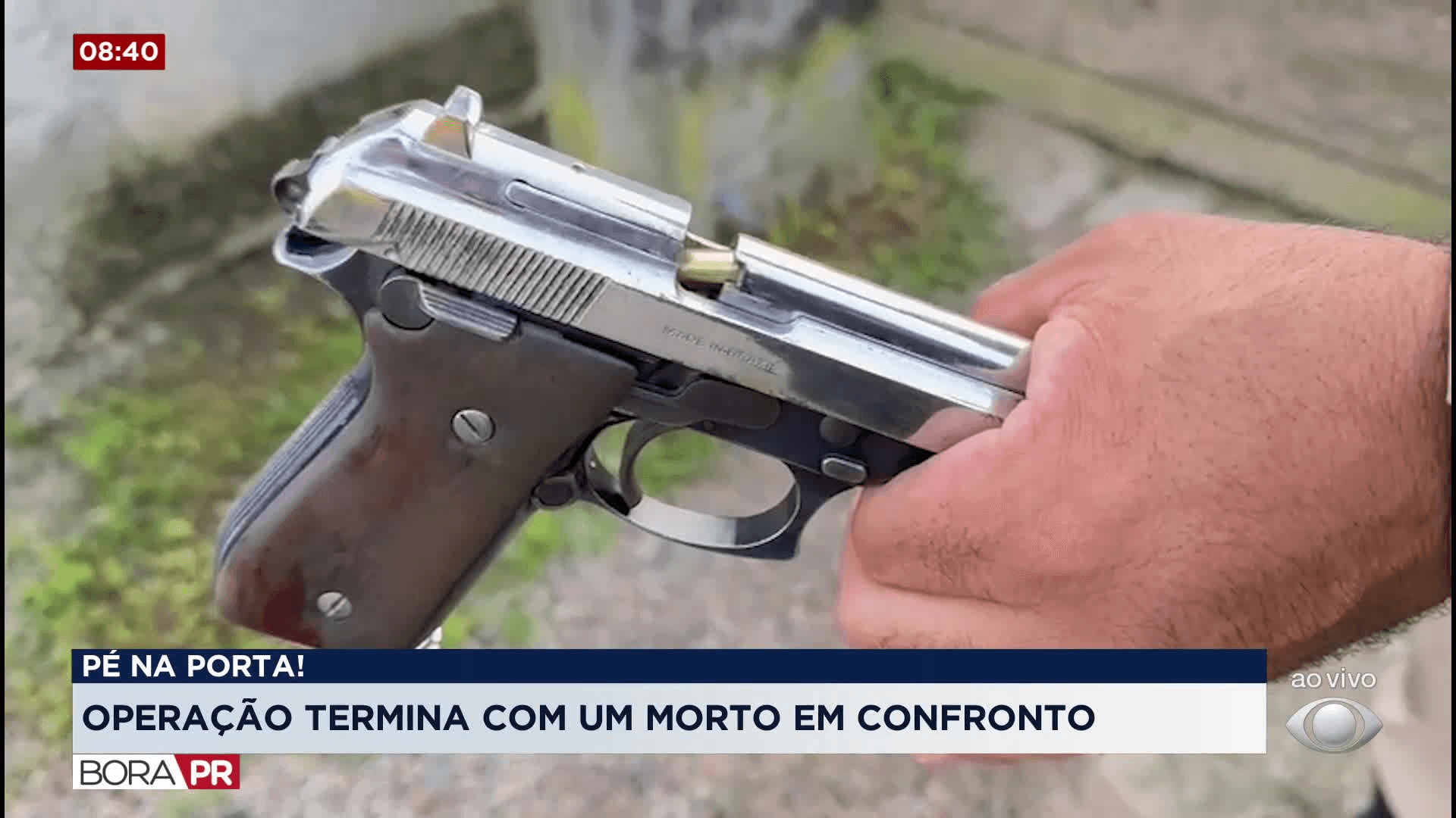 Arma do suspeito travou no momento do confronto