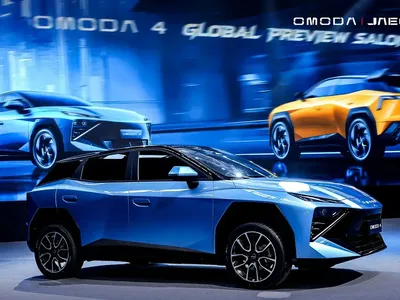 Omoda Jaecoo lança hatch compacto a combustão para desafiar Polo e Onix