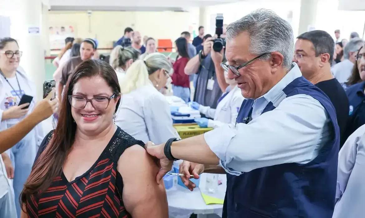Botucatu inicia vacinação contra dengue com o uso da Butantan-DV