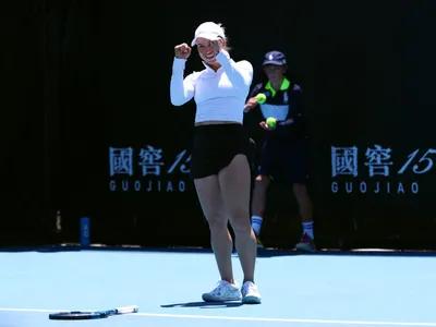 Bia Haddad leva virada de cazaque e cai na estreia do Australian Open