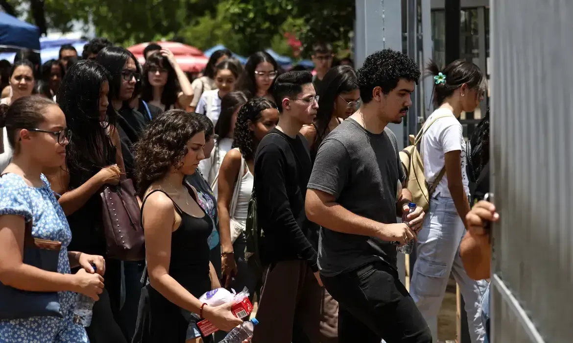 SISU abre inscrições com mais de 274 mil vagas em universidades públicas