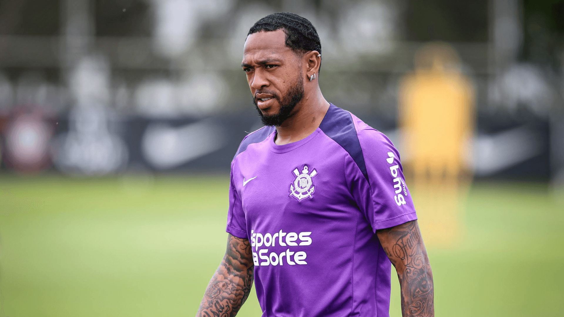 Com saída de Martínez, Corinthians projeta economia milionária; saiba valor