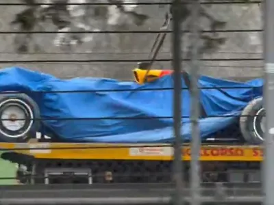 F1: Lindblad abandona primeiro teste da Racing Bulls com carro de 2026