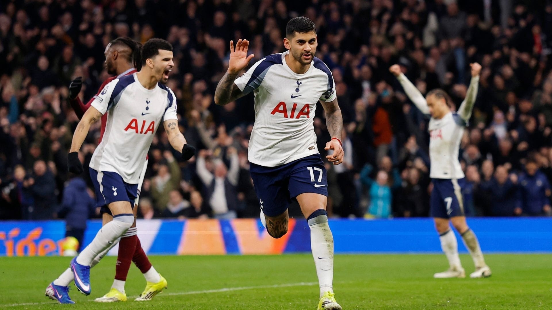 Tottenham x Newcastle; siga a partida da Premier League em tempo real