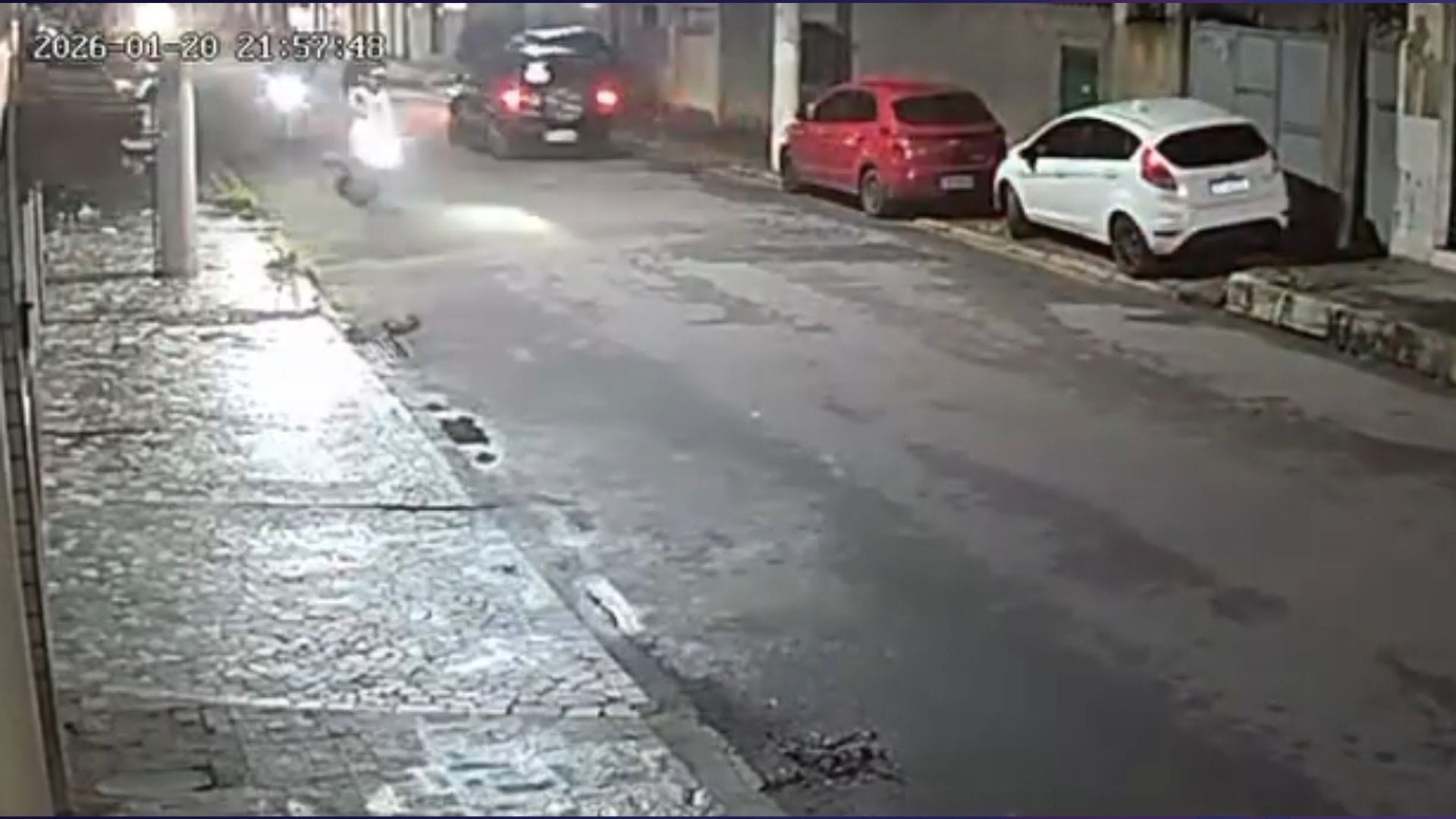 Perseguição policial termina com prisão após tentativa de assalto em Caxias