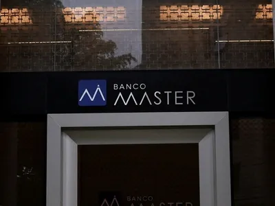 Celular de cunhado de Vorcaro cita comissões e cobranças do Banco Master