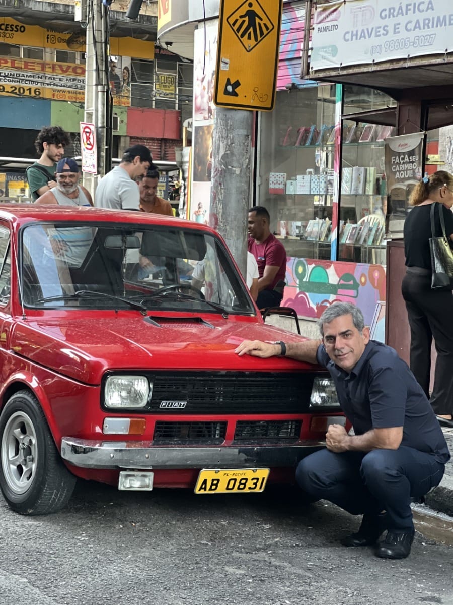 Fiat 147 de 1978, de Sílvio Menezes, participou das gravações de O Agente Secreto ao lado de outros carros de época