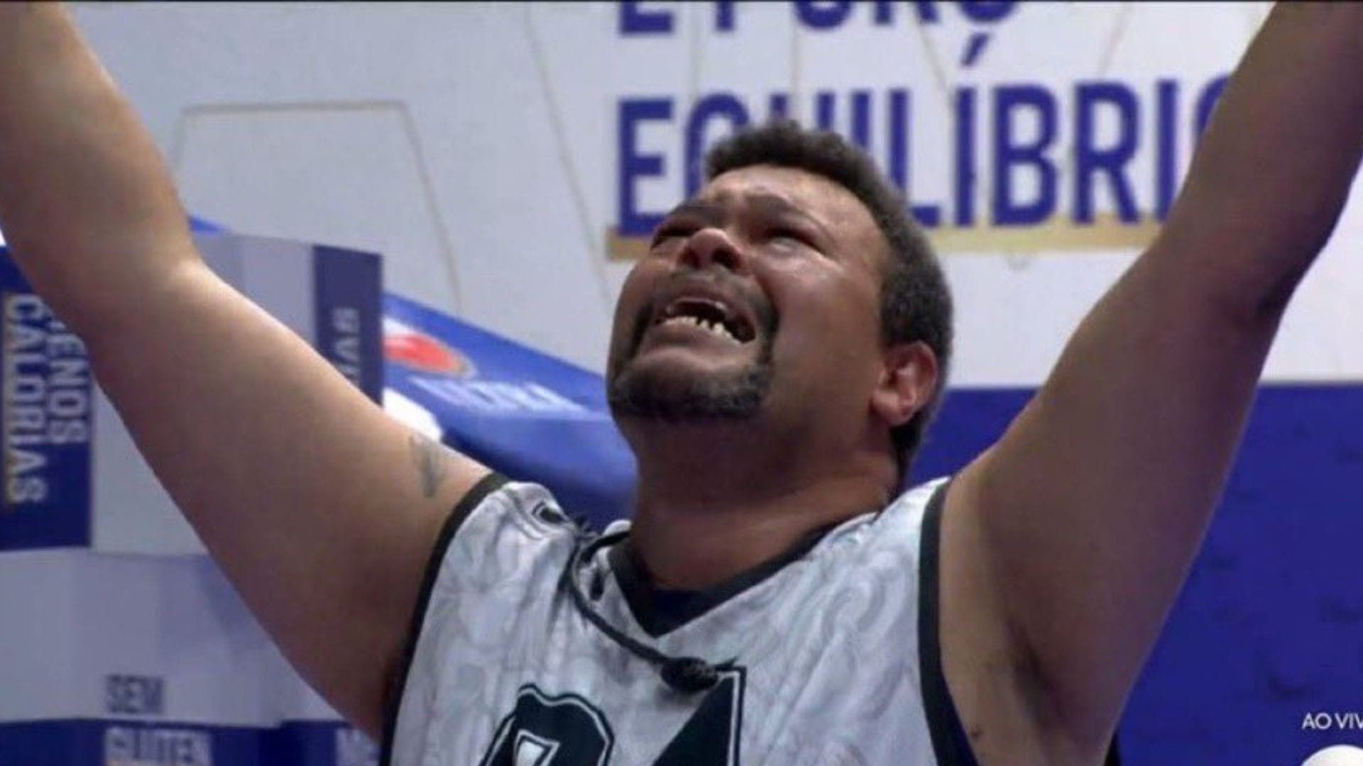 Pela primeira vez Babu Santana ganha Prova do Líder do 'BBB' e emociona
