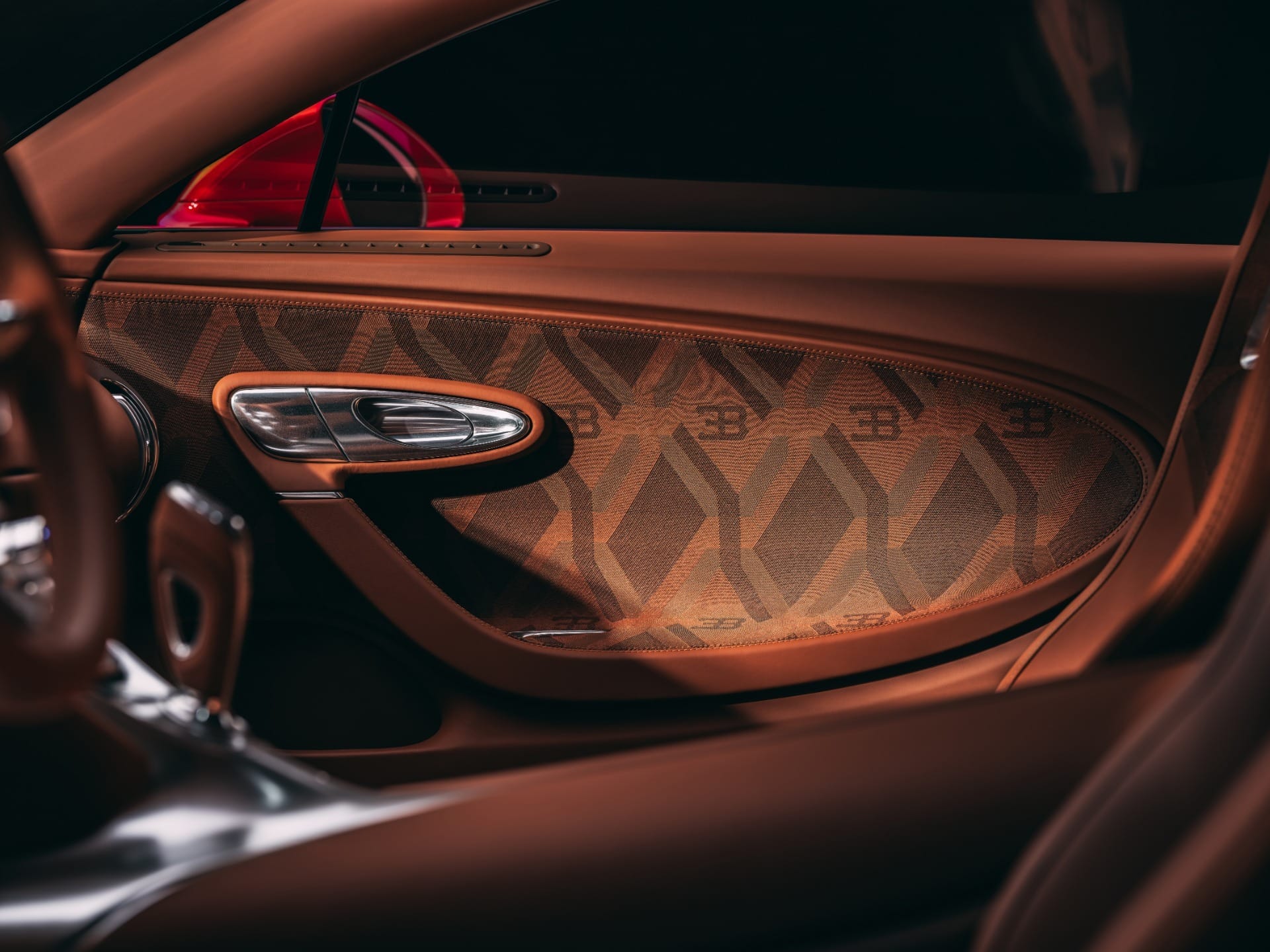 Bugatti presta homenagem a Ferdinand Piëch com releitura definitiva do Veyron