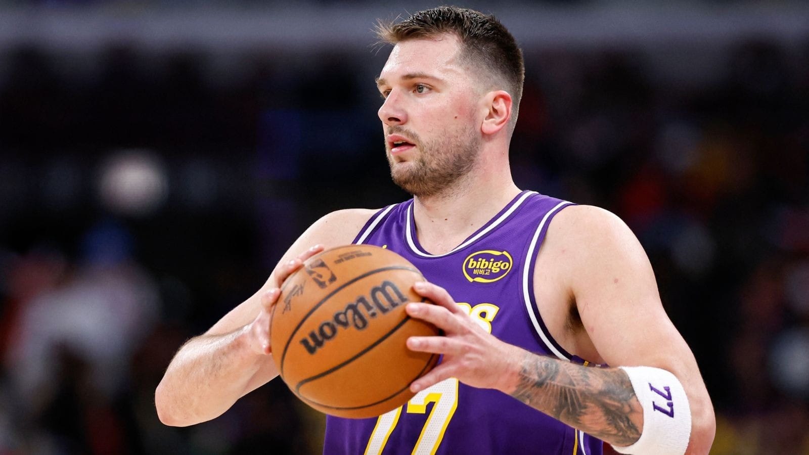 Doncic tem noite histórica em vitória dos Lakers; veja os resultados da NBA
