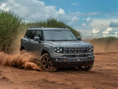 Jetour T1 chega com 315 cv, 1.200 km de alcance e promessa de versão 4x4