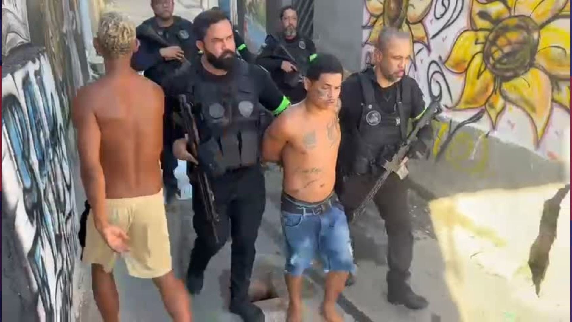 Operação da Polícia Civil prende quatro no Complexo de Manguinhos