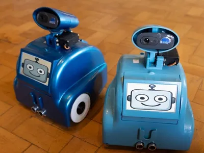 Robô de startup transforma aulas de matemática em brincadeira