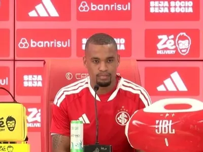 Alerrandro é apresentado e projeta ano no Inter: "Casamento que dará certo"