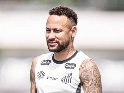 Neymar não vai a campo para treinamento do Santos contra o Mirassol