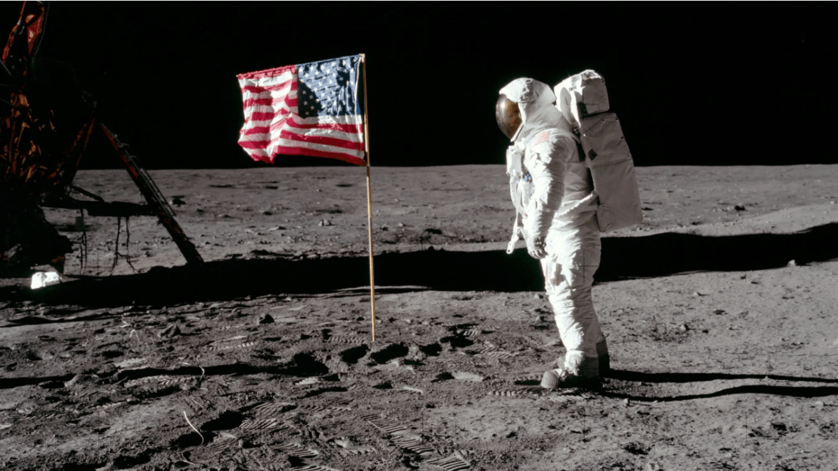Nasa se prepara para levar 1ª mulher e astronauta negro à Lua após 50 anos