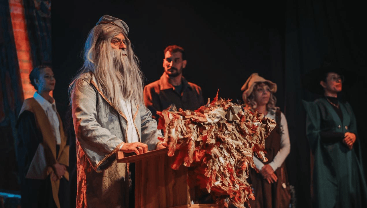 Espetáculo “Os Marotos” leva Hogwarts ao Teatro Castro Mendes, em Campinas