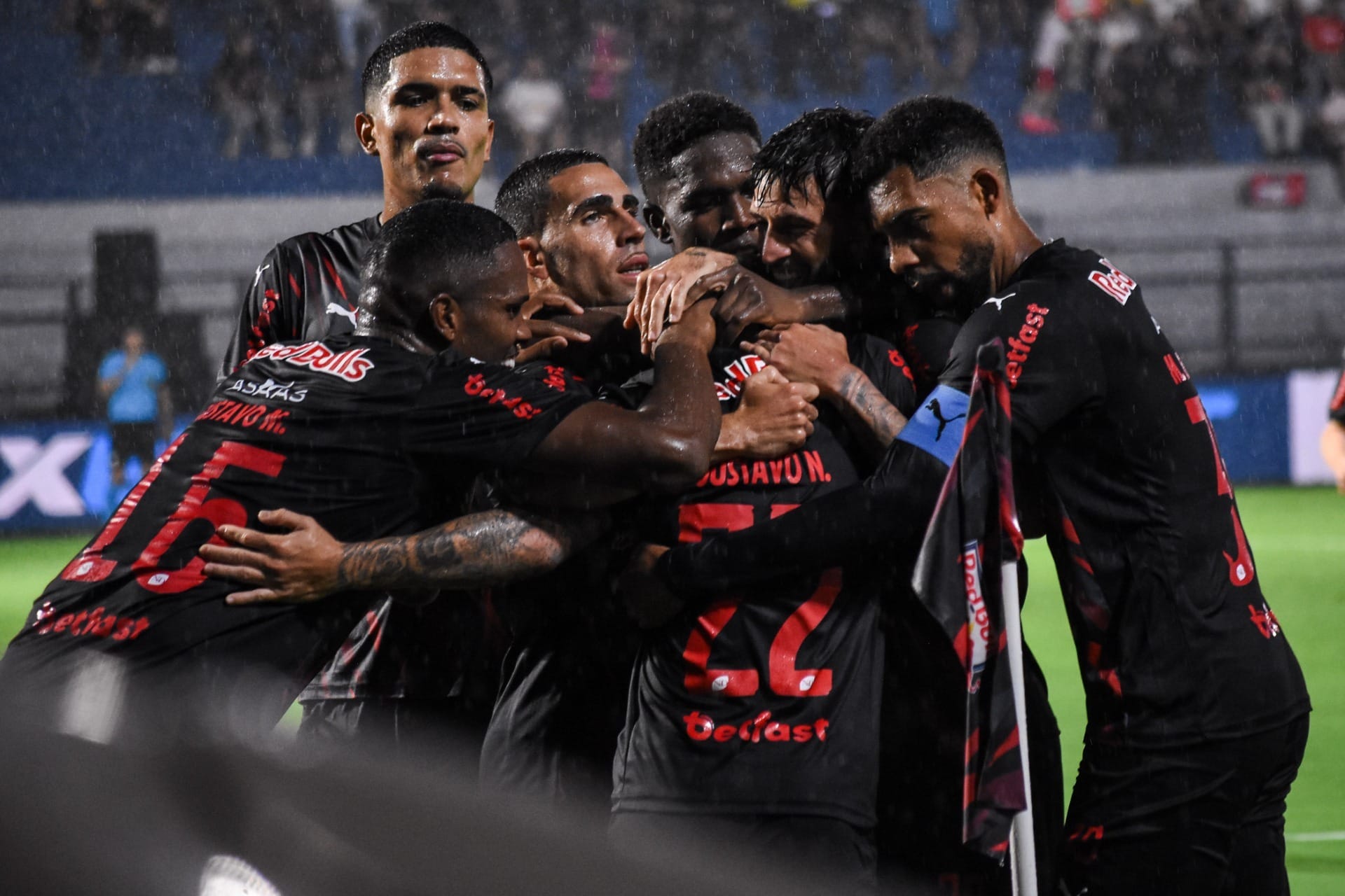 RB Bragantino supera Atlético-MG e conquista 2ª vitória seguida