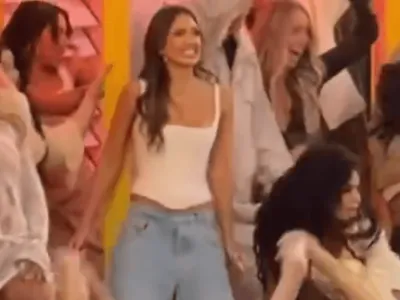 "Pero le falta sazón": Jessica Alba tem molejo reprovado no Super Bowl 2026
