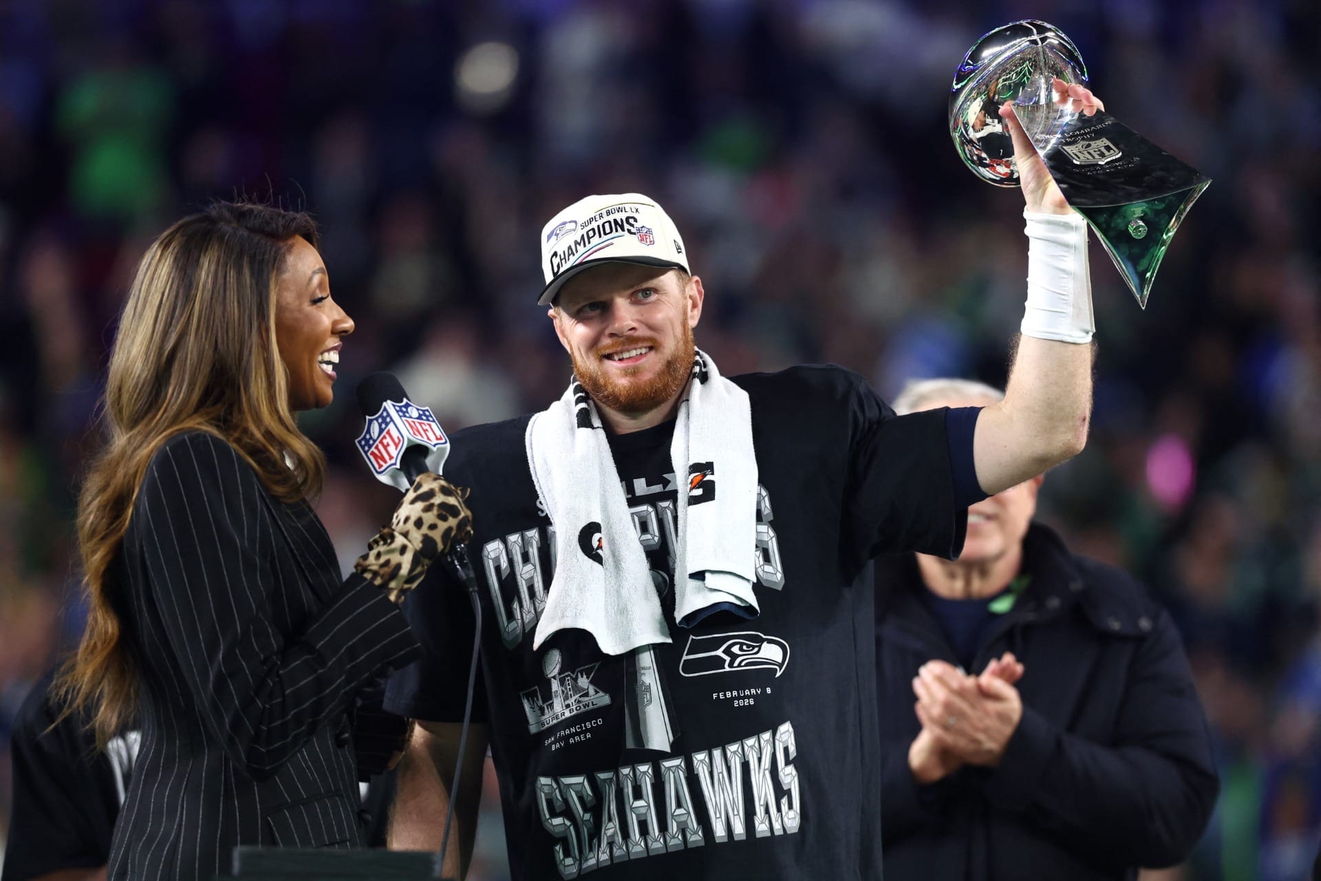 Seahawks não toma conhecimento dos Patriots e é bicampeão do Super Bowl
