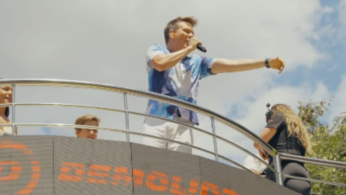 Domingo de Carnaval tem Michel Teló, Pocah e mais em SP; veja