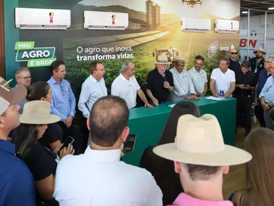 Paraná amplia acesso a crédito com novos convênios do BRDE