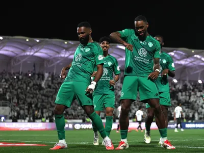 Ivan Toney marca e Al Ahli goleia Al Shabab por 5 a 2; Veja os gols