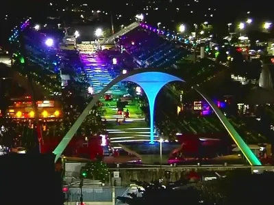 8 escolas desfilam no 2º dia da Série Ouro do carnaval do RJ na Sapucaí