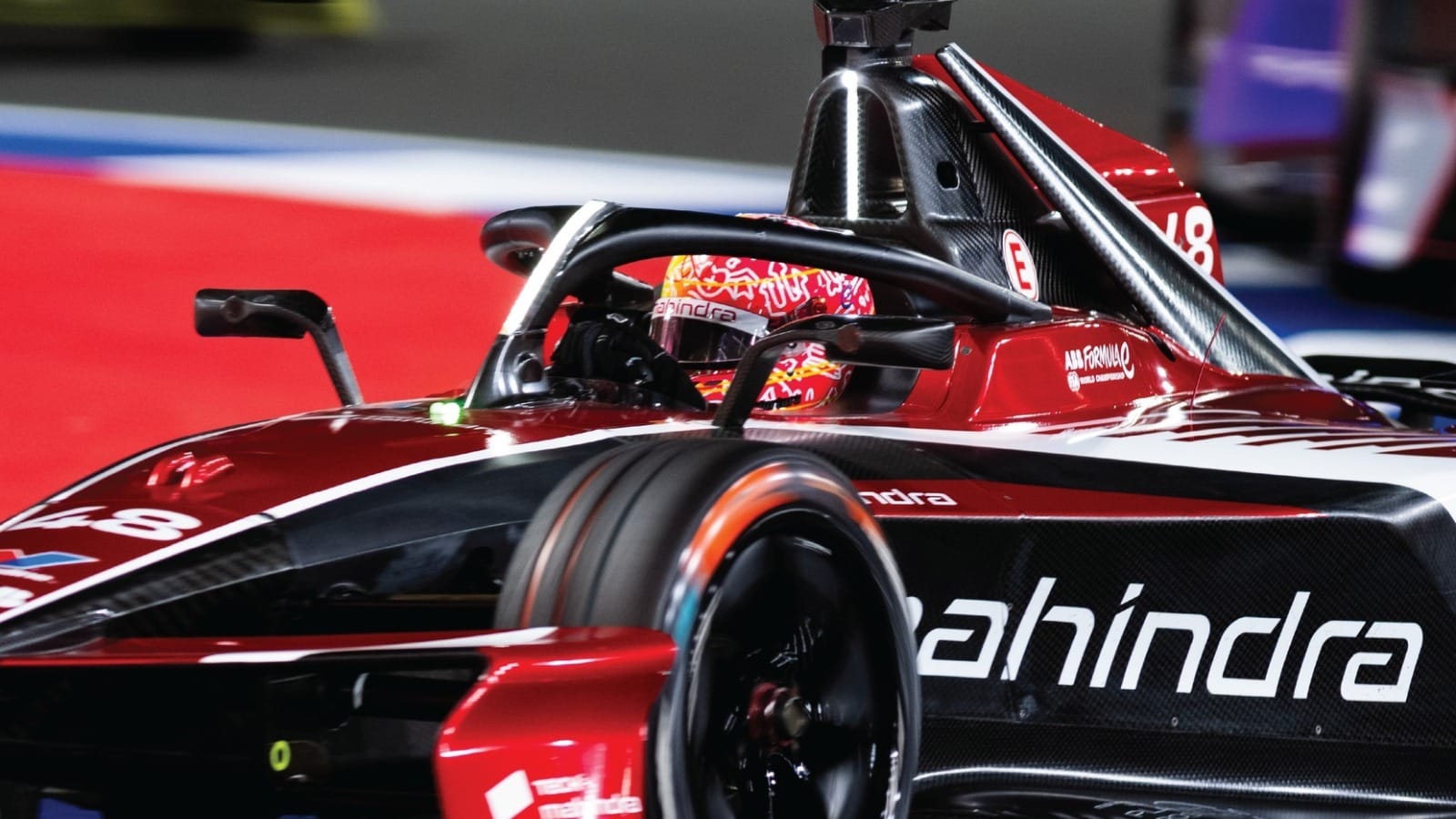 Edoardo Mortara brilha em Jedá e entra na briga pela liderança na Fórmula E