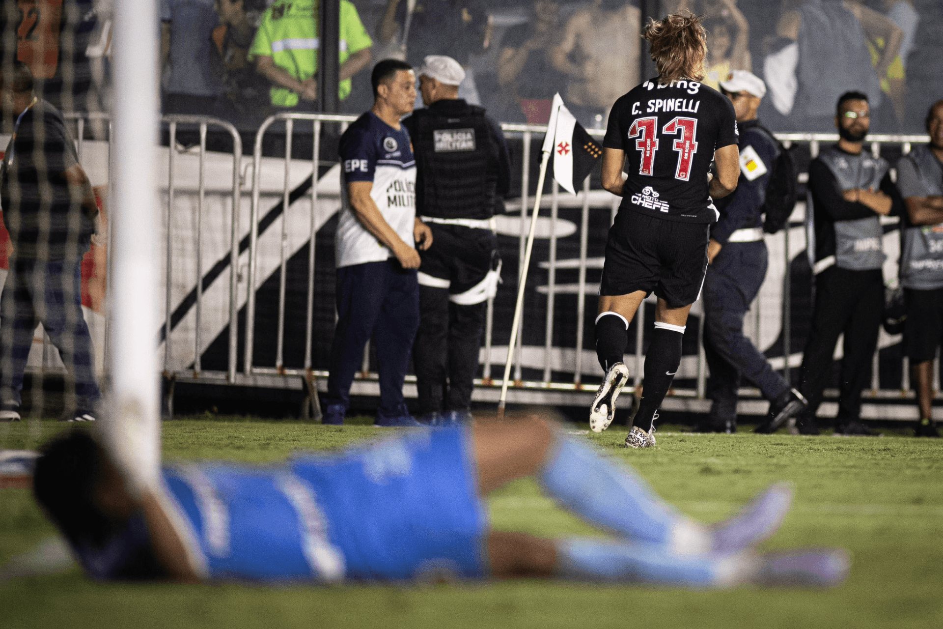 Nos pênaltis, Vasco bate o Volta Redonda e vai à semifinal do Carioca