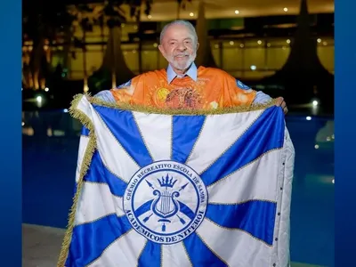 Megale: Relação entre política, futebol e religião na polarização do país
