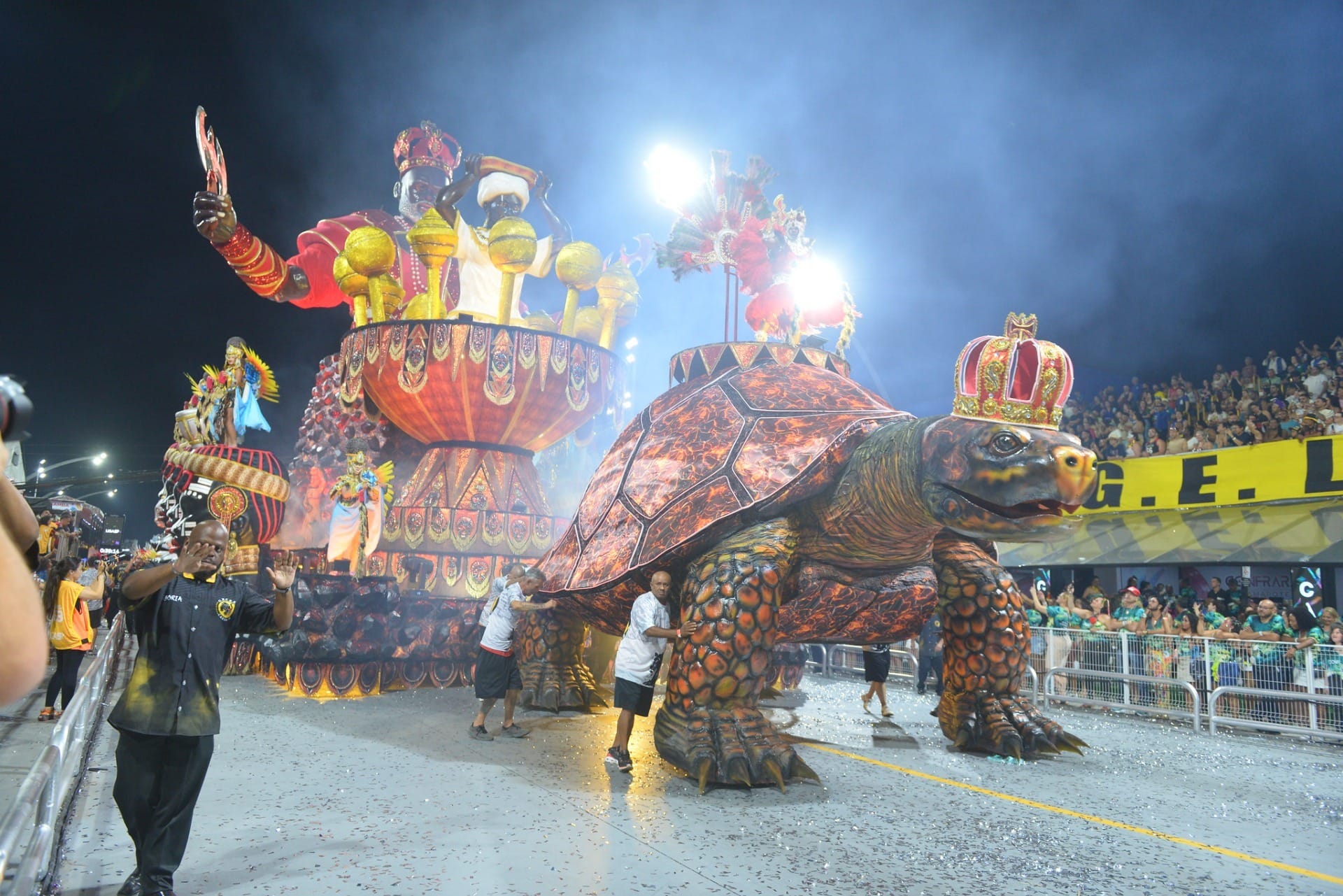 Apuração Carnaval 2026 SP: Tucuruvi é campeã do Grupo de Acesso 1